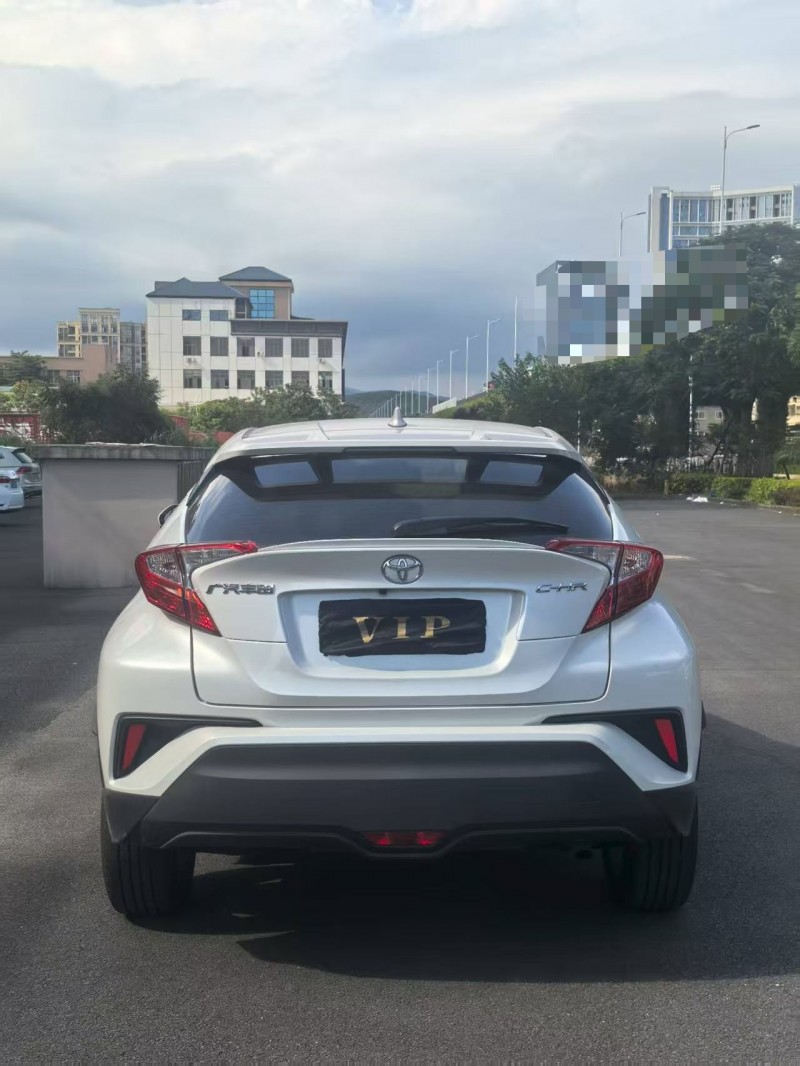 漳州24年丰田CHR9