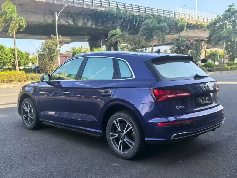 漳州19年奥迪Q58