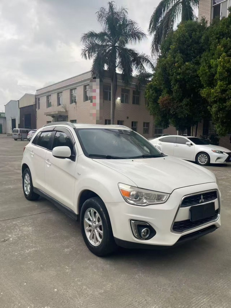 漳州13年三菱劲炫2