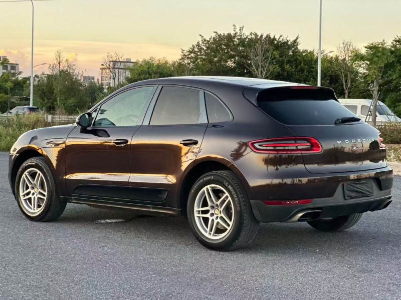 汕头17年保时捷Macan7