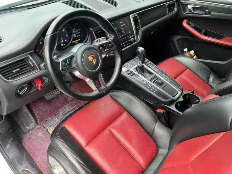 郑州18年保时捷Macan5
