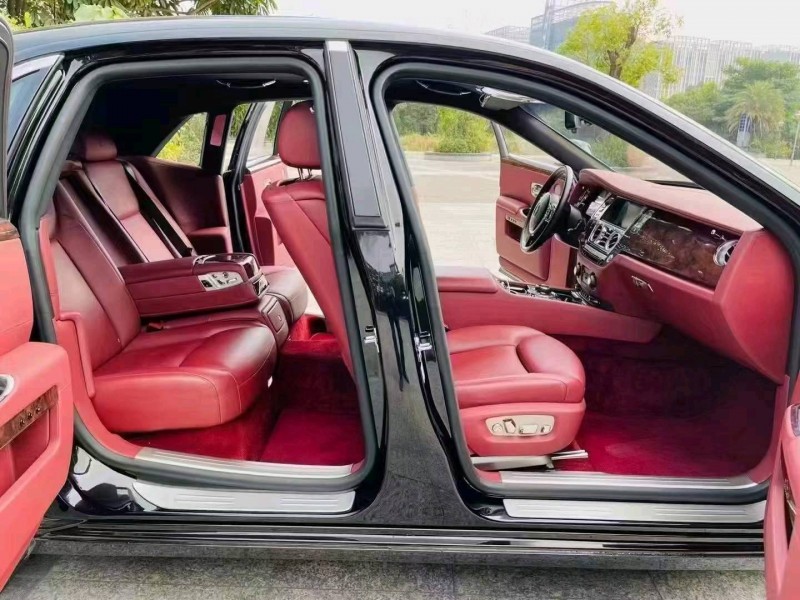 深圳18年劳斯莱斯古斯特7