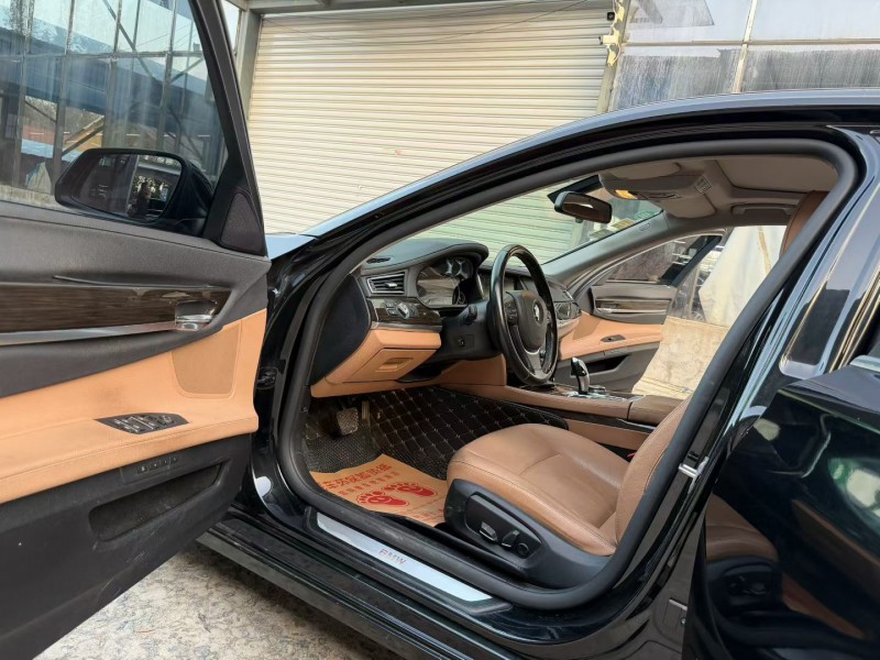 徐州14年宝马7系4