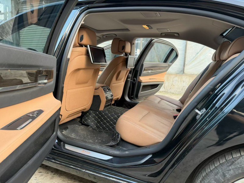 徐州14年宝马7系8