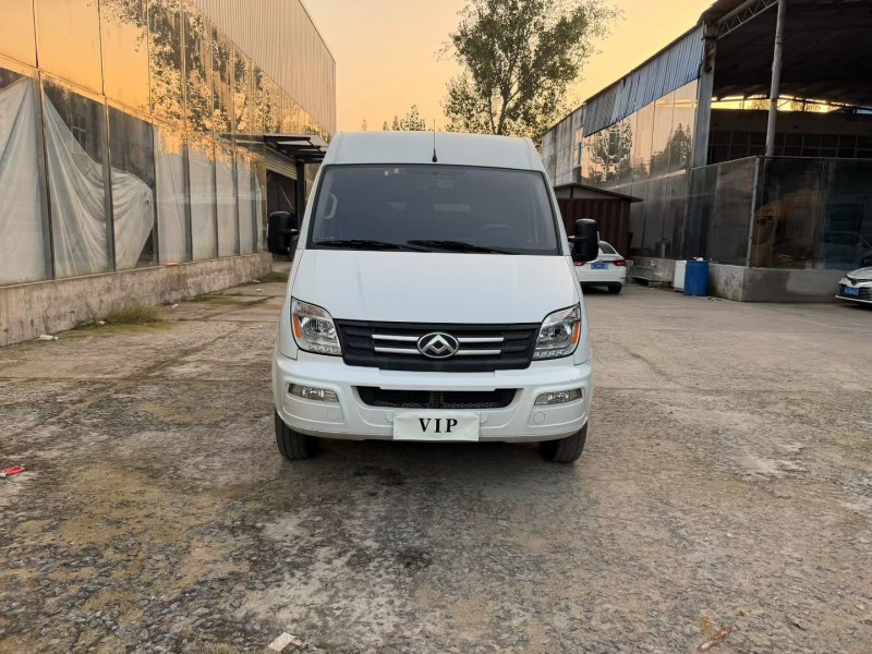 徐州23年大通V801