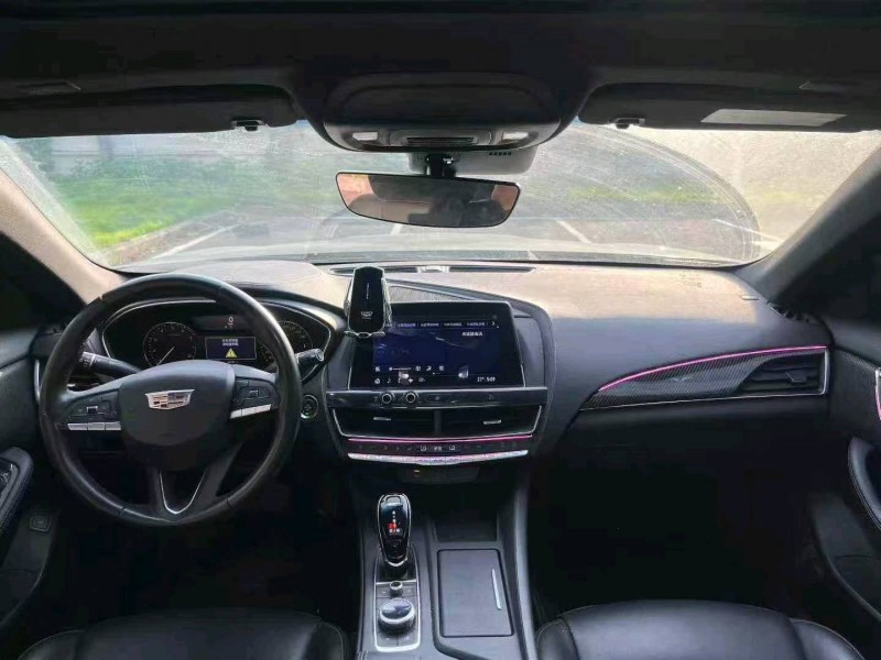 广州20年凯迪拉克CT58