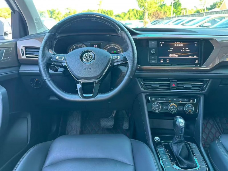 汕头20年大众途岳4