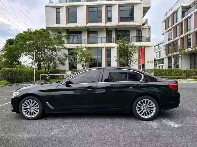 广州20年宝马5系3