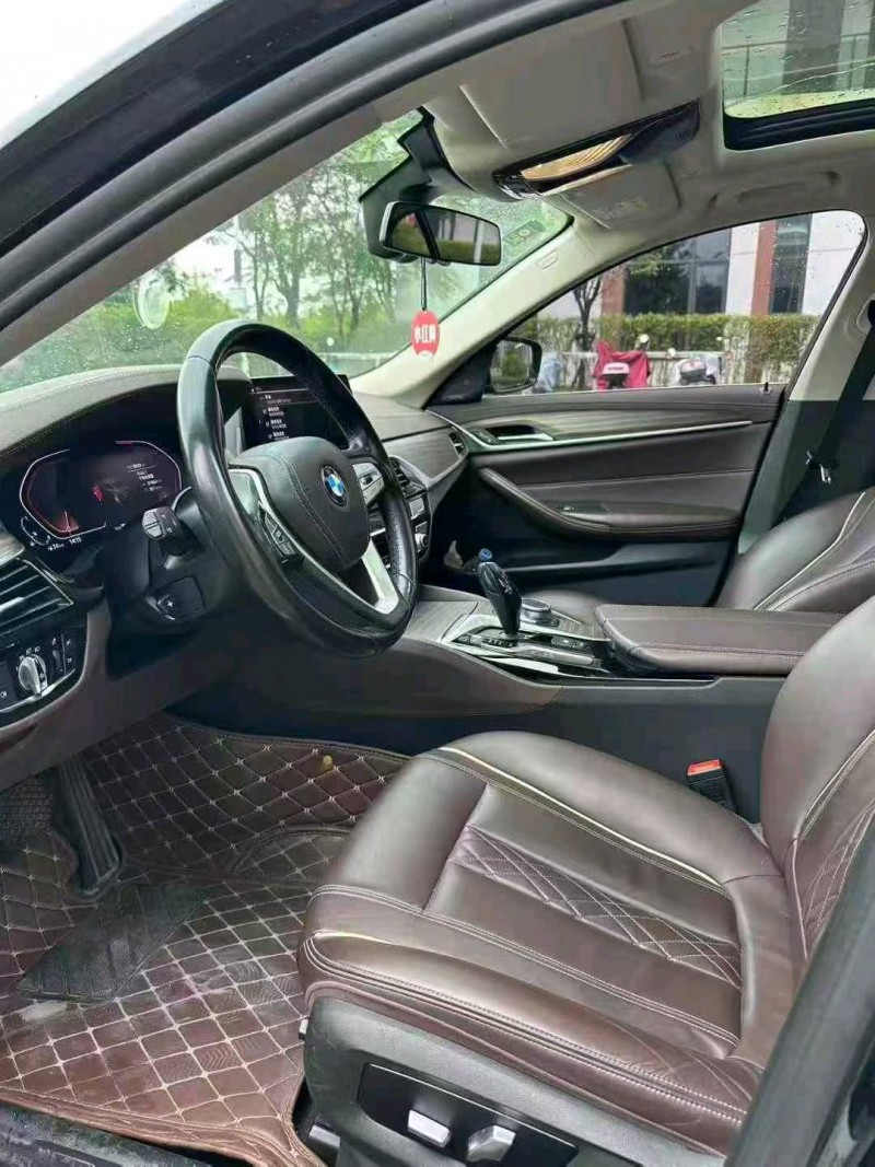 广州20年宝马5系9