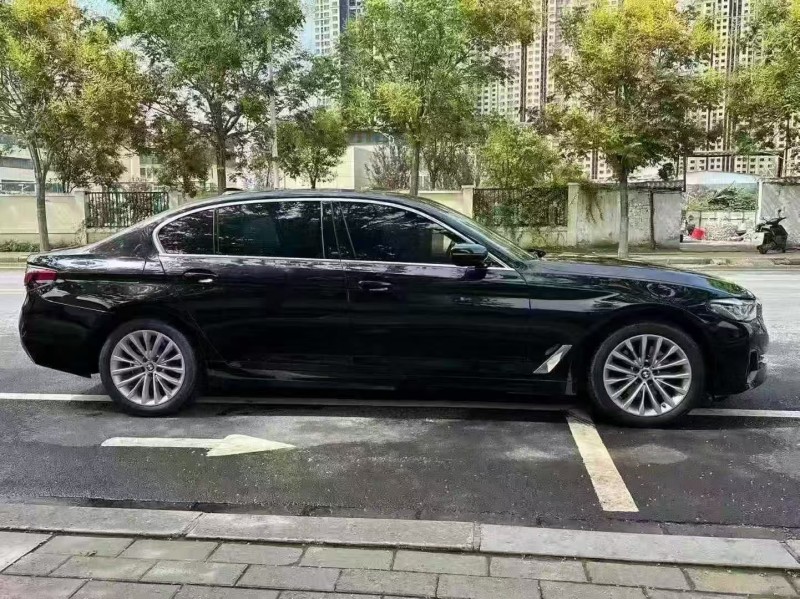 郑州23年宝马5系8