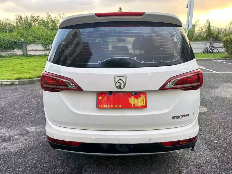 广州18年宝骏7309