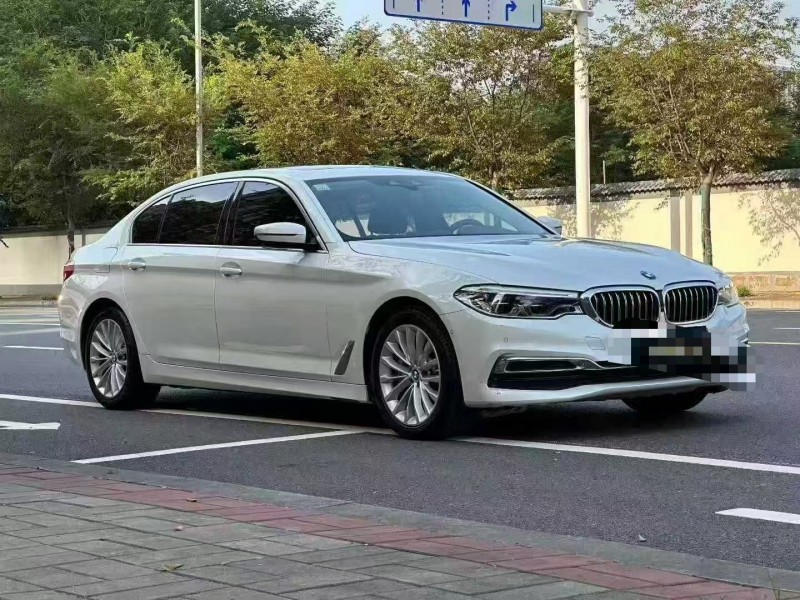 郑州21年宝马5系3