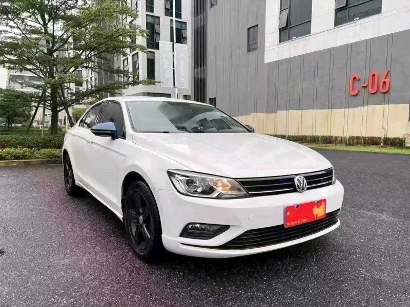 广州15年大众凌渡2