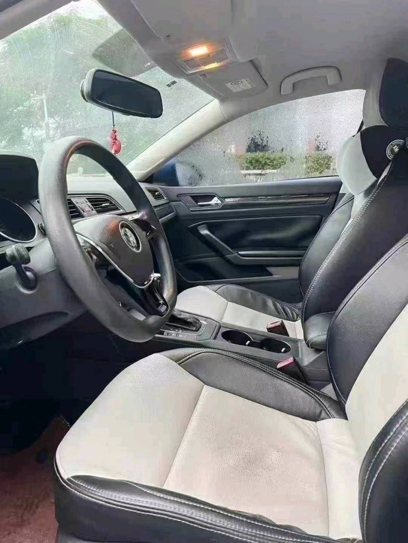 广州15年大众凌渡5