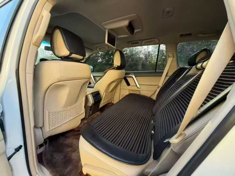 郑州17年丰田普拉多5