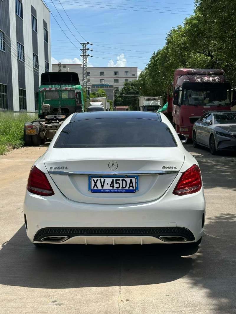 中山16年奔驰C4