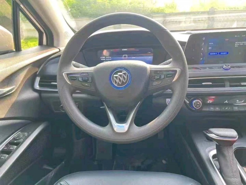 广州23年别克微蓝8