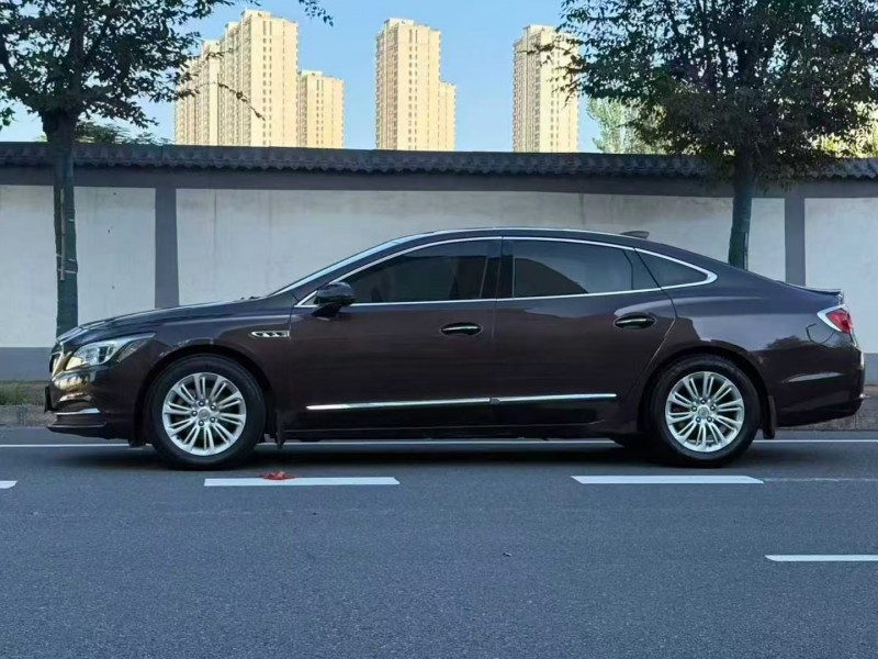 郑州17年别克君越7