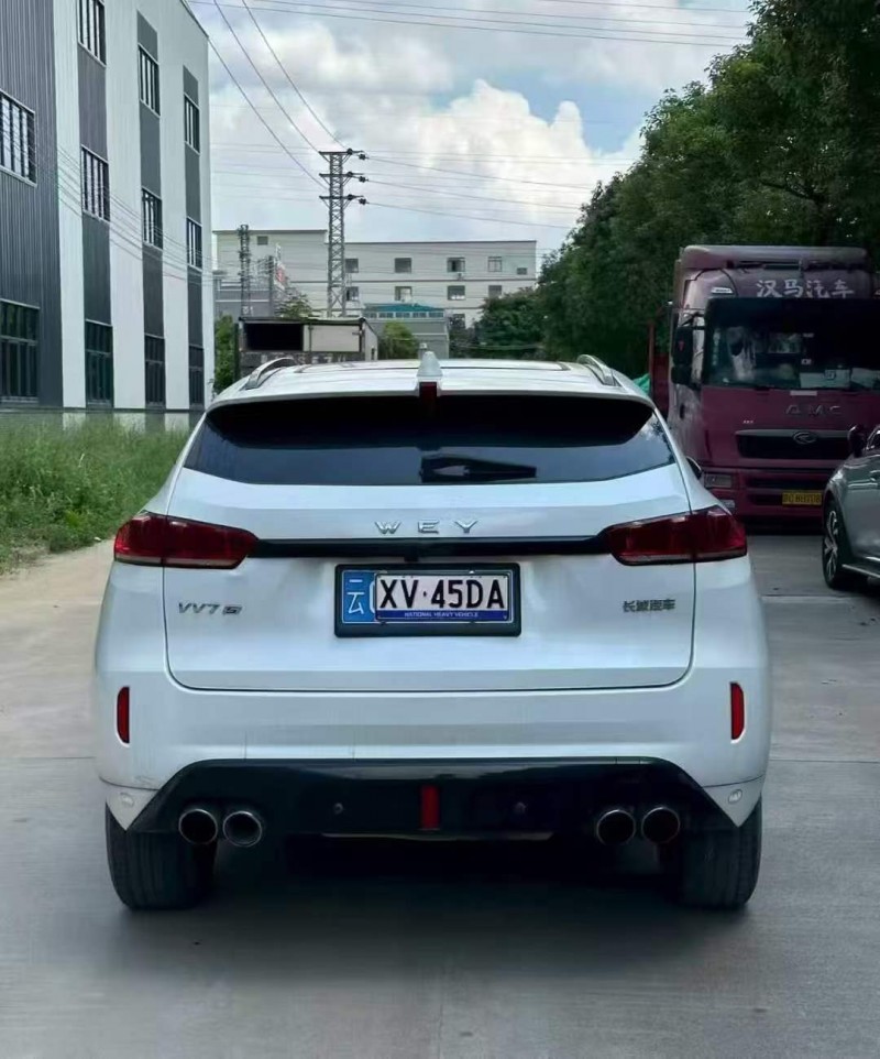 中山17年长城汽车魏牌6