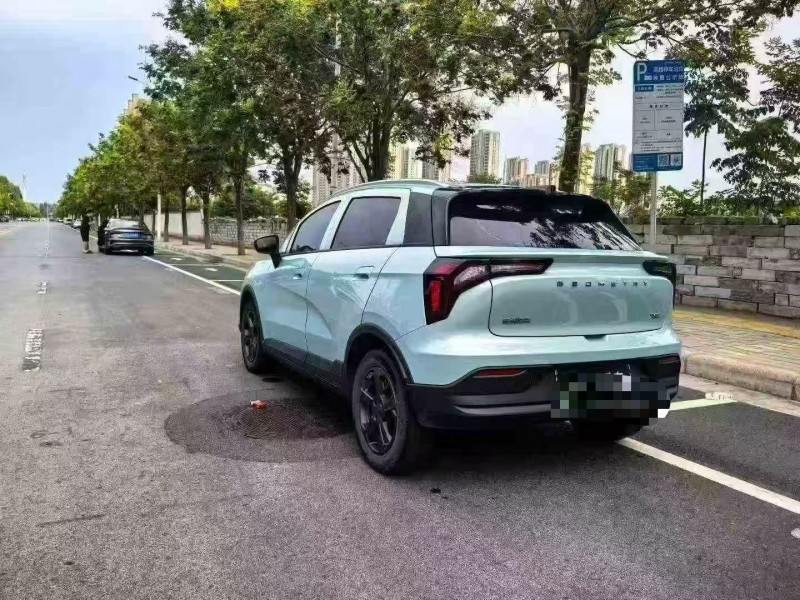 郑州22年吉利几何7