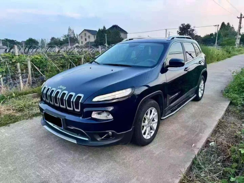 衢州18年Jeep自由光3