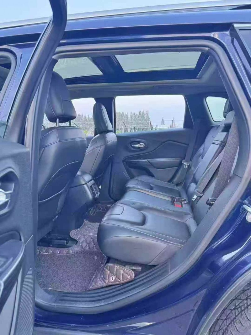 衢州18年Jeep自由光9