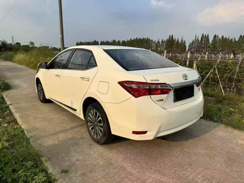 宁波17年丰田卡罗拉7