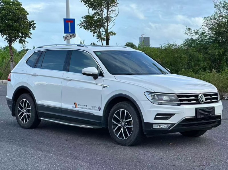 汕头17年大众途观2