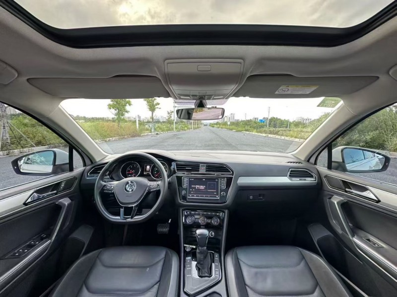 汕头17年大众途观5