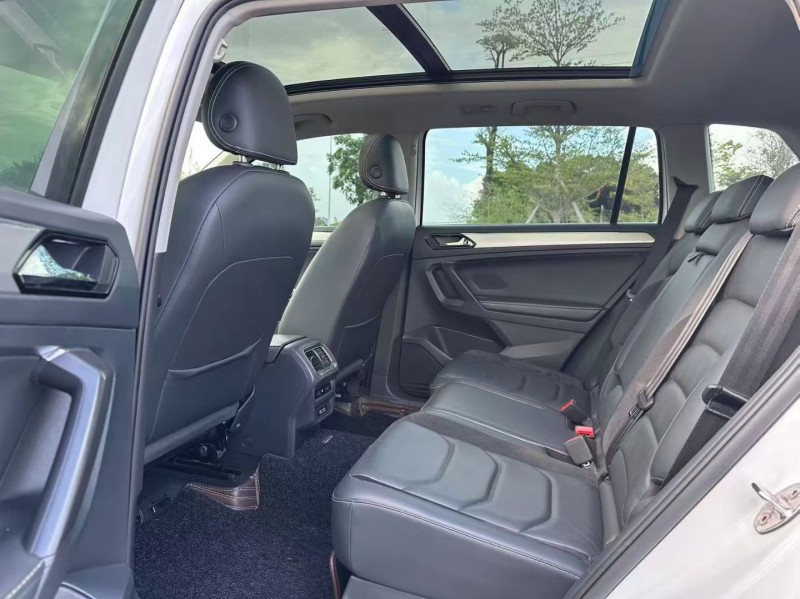 汕头17年大众途观6