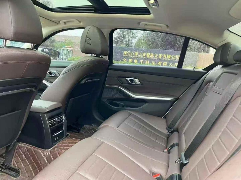 襄阳20年宝马3系9