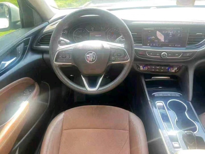 广州22年别克君威8