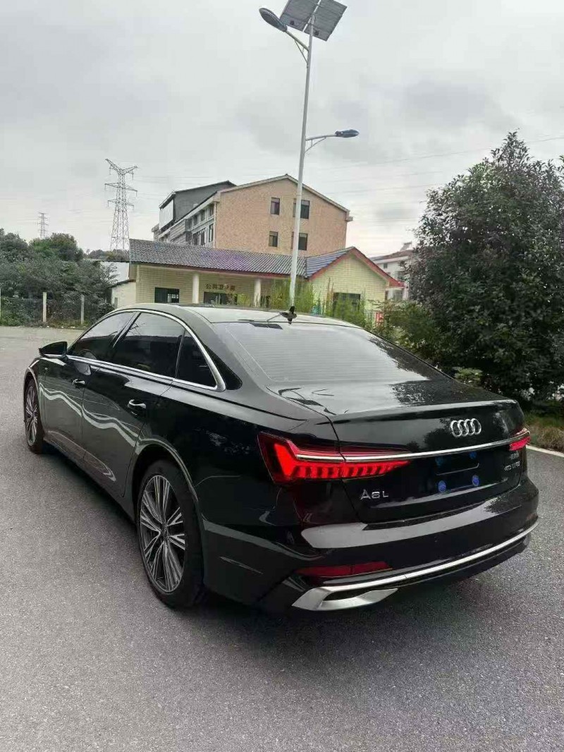 岳阳25年奥迪A6L8