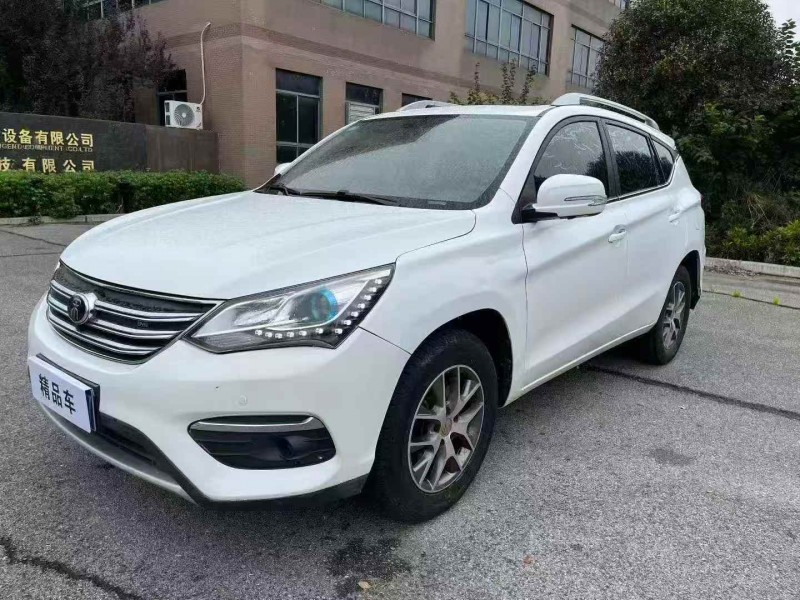 襄阳18年比亚迪宋3