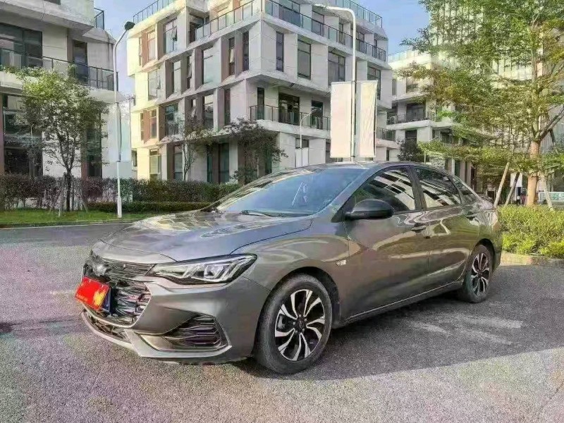 广州22年雪佛兰科鲁泽3