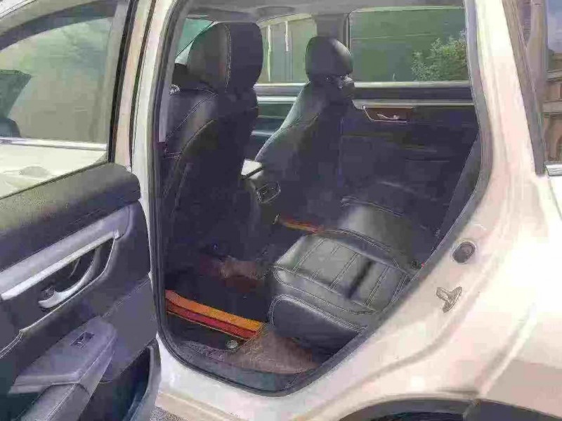 襄阳18年本田CRV5