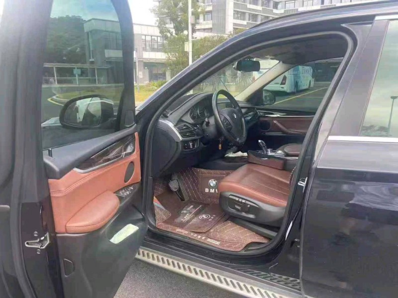 福州16年宝马X54