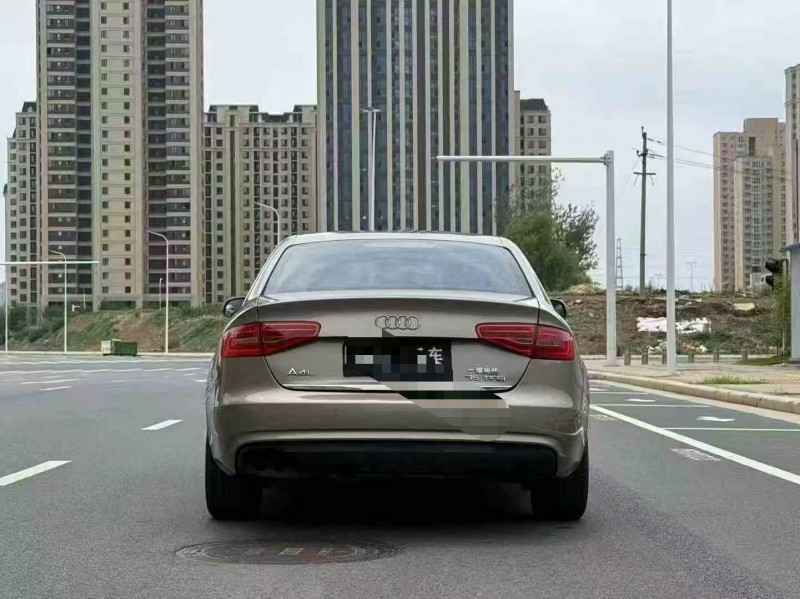 郑州14年奥迪A4L8