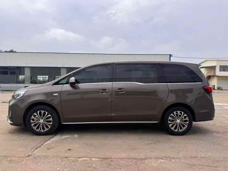 襄阳23年别克GL84