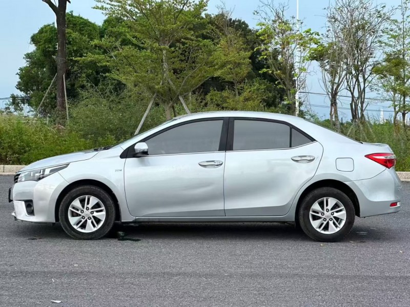 汕头16年丰田卡罗拉3