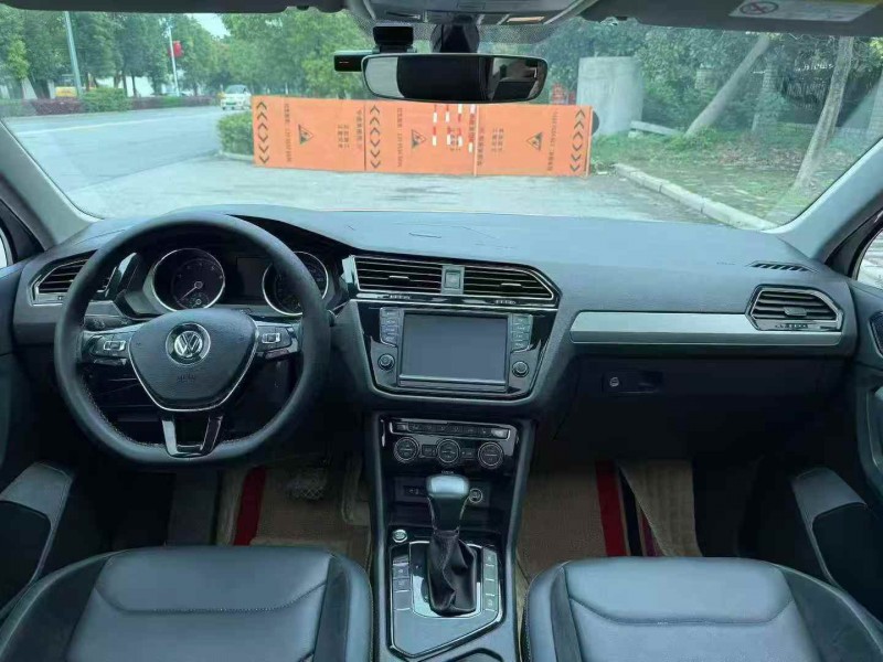 襄阳18年大众途观4