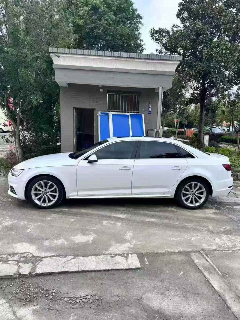 襄阳18年奥迪A4L6