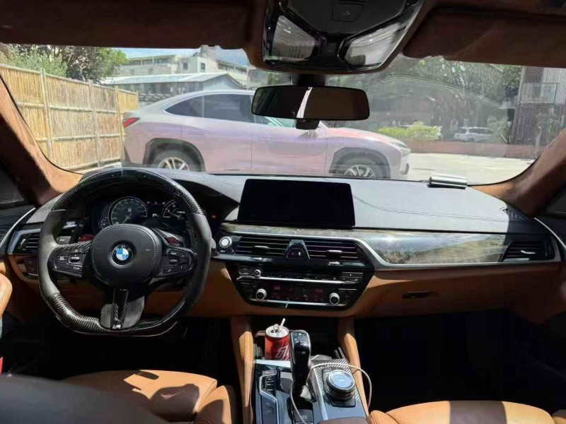 厦门18年宝马5系4