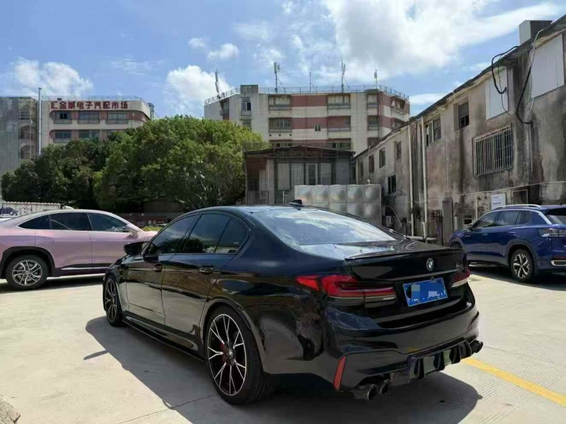 厦门18年宝马5系9