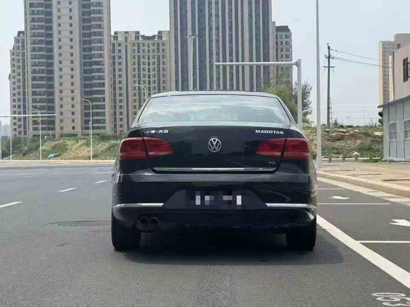 郑州15年大众迈腾8