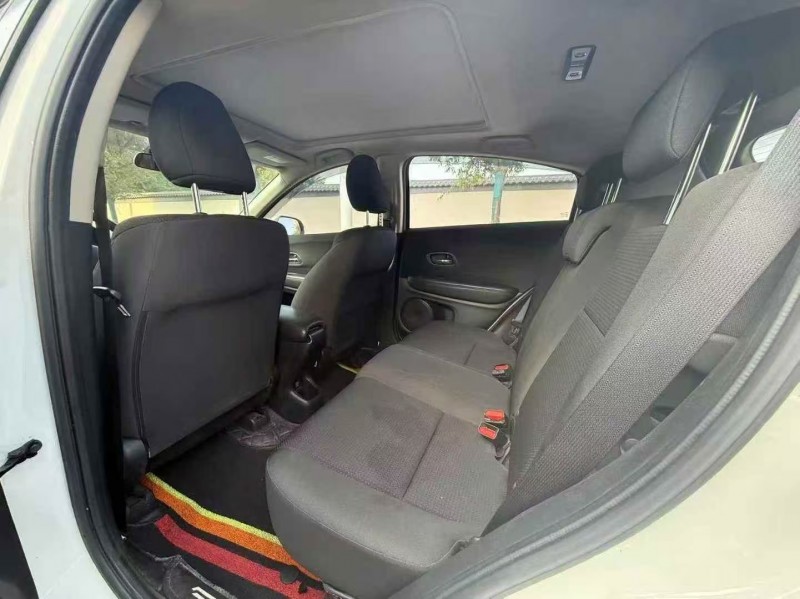 郑州21年本田缤智4