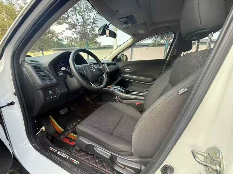 郑州21年本田缤智5