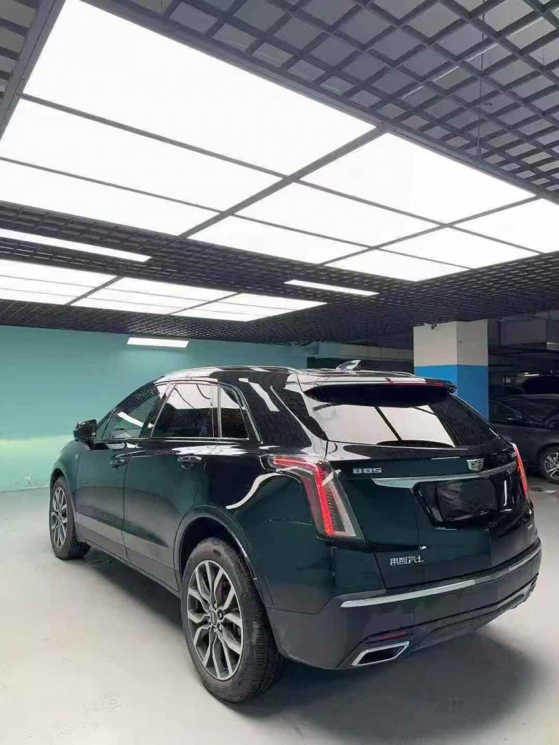 成都22年凯迪拉克XT57