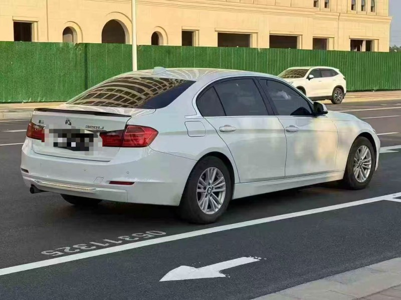 郑州14年宝马3系8