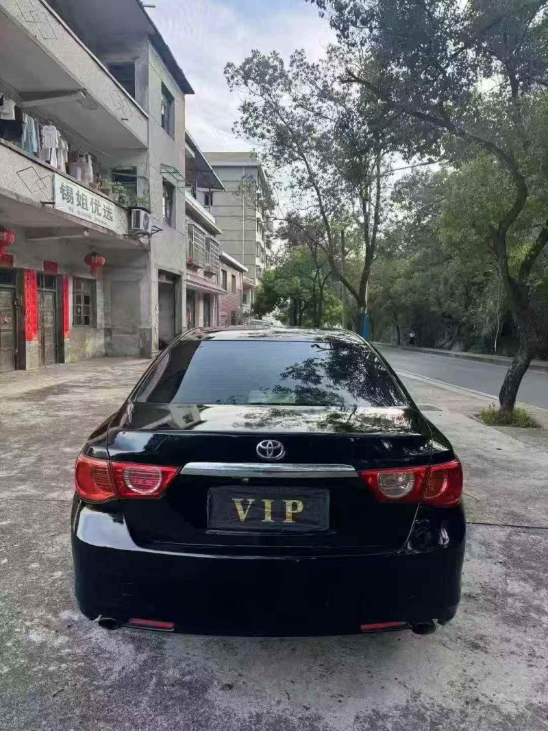 湘潭11年丰田锐志9